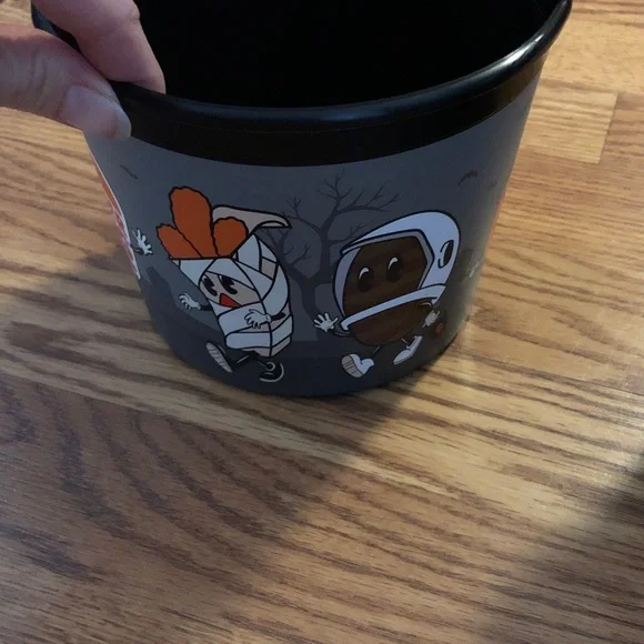 🩷 Burger King Halloween Candy Bucket Set - Picture 3 of 8